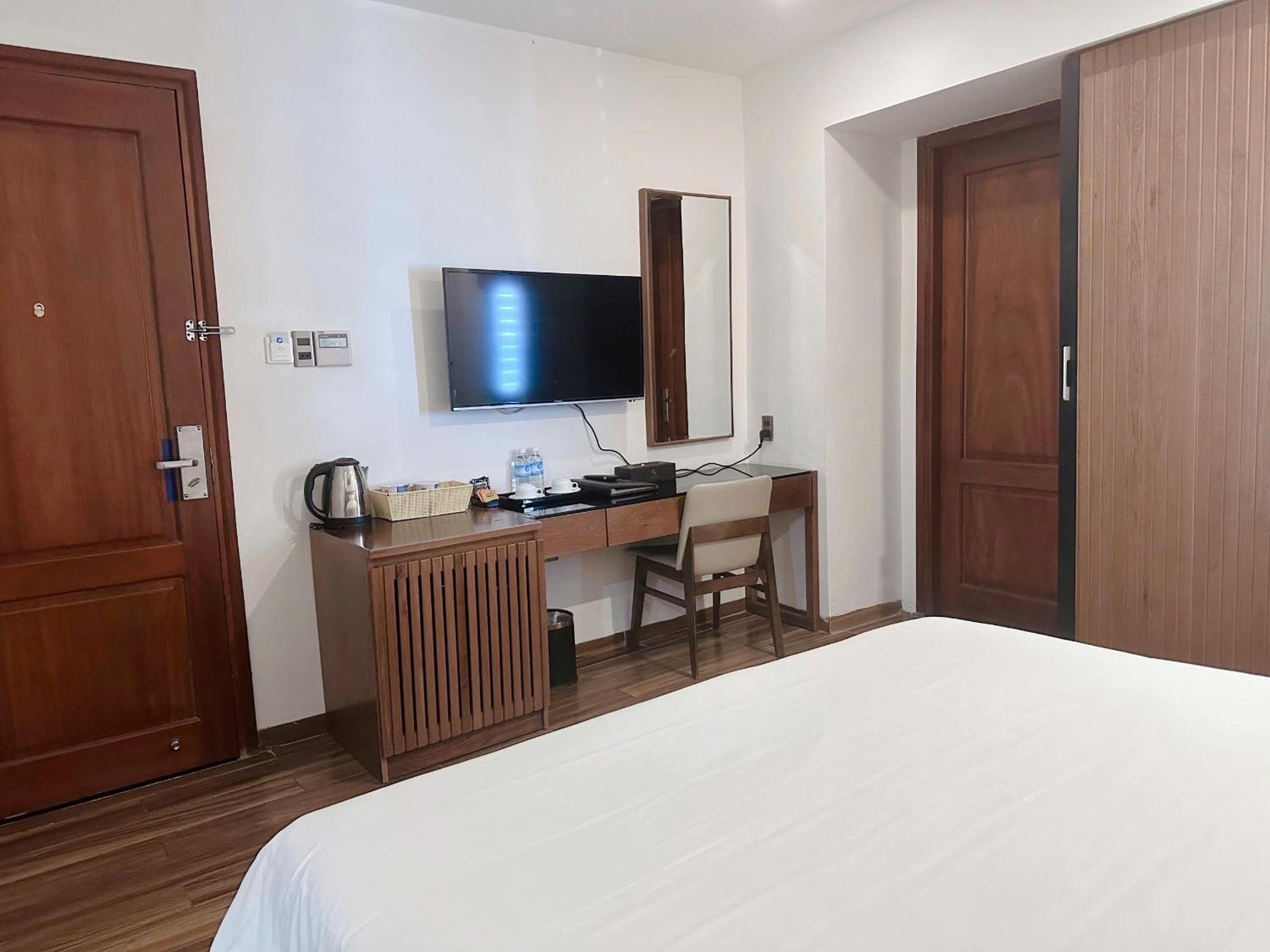 Alisia Beach Hotel Da Nang Exteriör bild